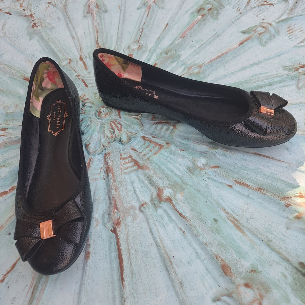 😃TED BAKER FLATS NWOT - Picture 2 of 8